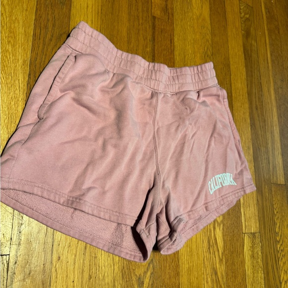 Hollister Pink Women's Shorts - Picture 1 of 2
